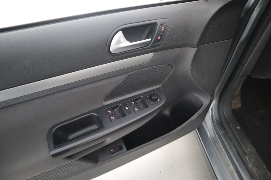 Volkswagen Jetta vaihtoauto