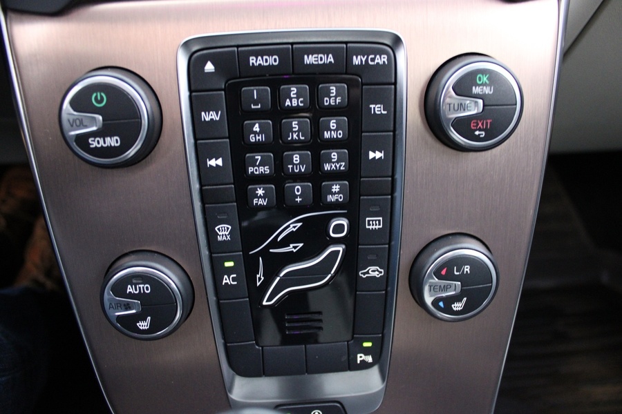 Volvo V40 Cross Country vaihtoauto