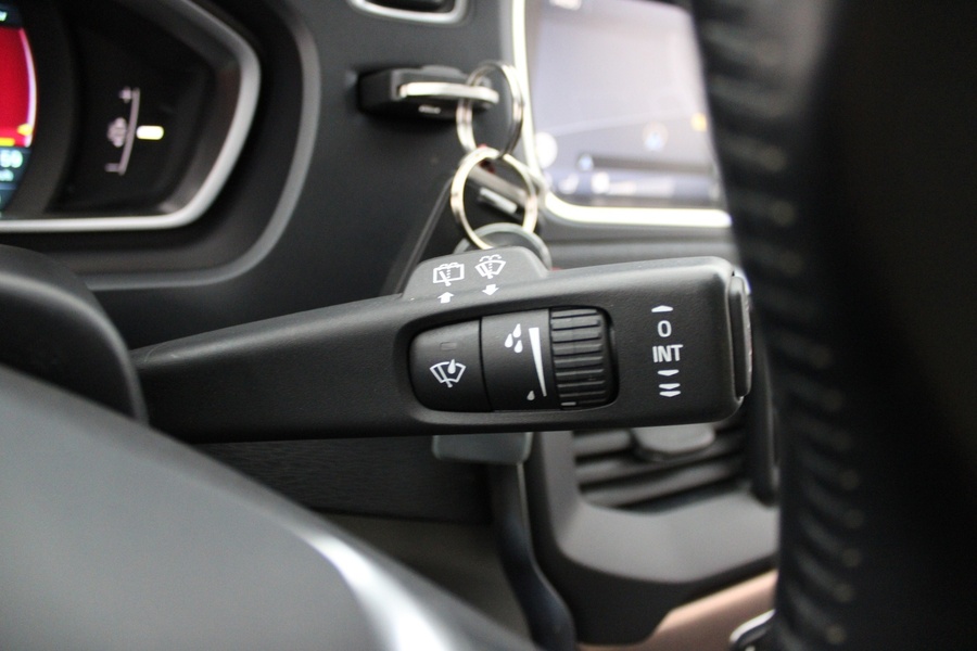 Volvo V40 Cross Country vaihtoauto