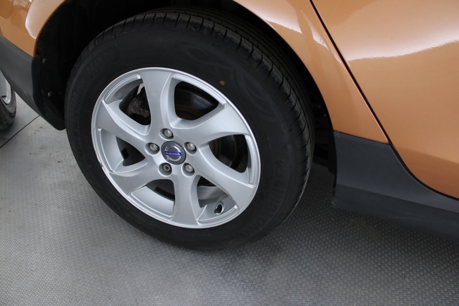 Volvo V40 Cross Country vaihtoauto
