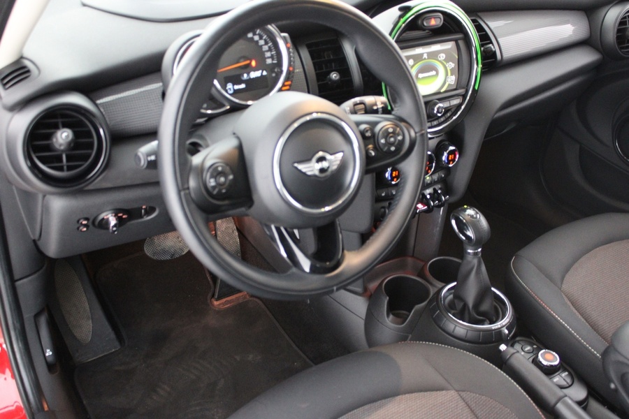 Mini Cooper vaihtoauto