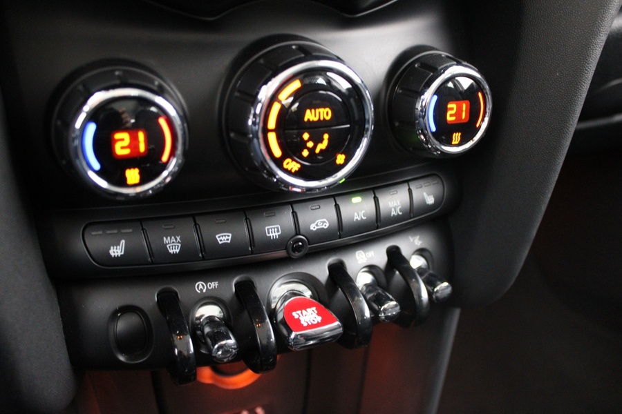 Mini Cooper vaihtoauto