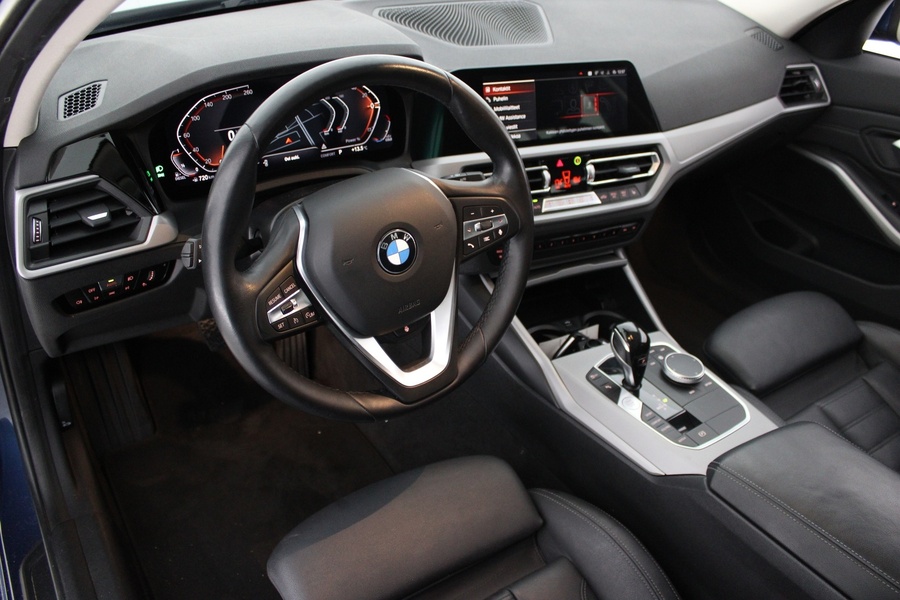 BMW 320 vaihtoauto