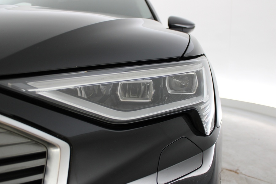 Audi e-tron vaihtoauto