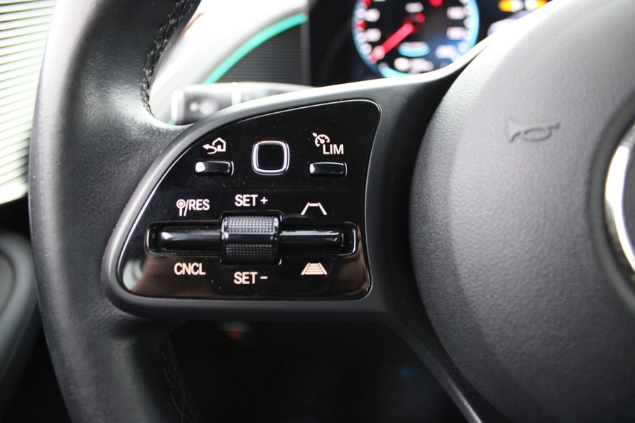 Mercedes-Benz EQC vaihtoauto