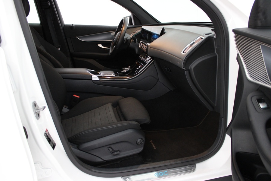 Mercedes-Benz EQC vaihtoauto