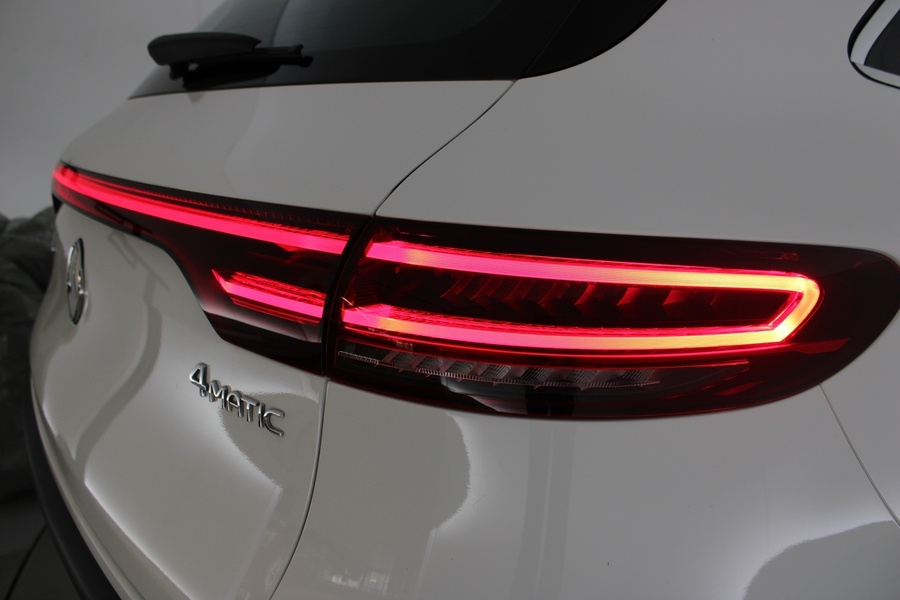 Mercedes-Benz EQC vaihtoauto