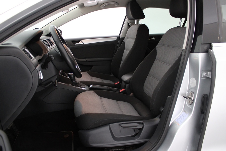 Volkswagen Jetta vaihtoauto