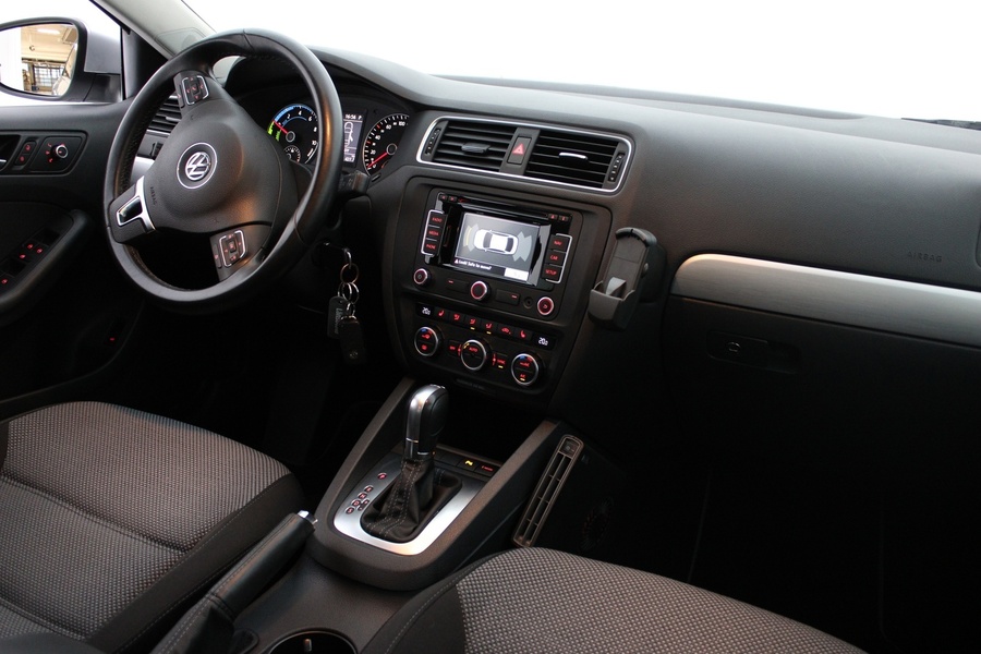 Volkswagen Jetta vaihtoauto