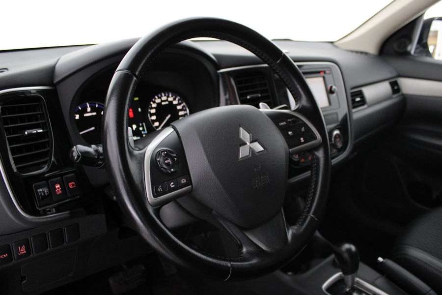 Mitsubishi Outlander vaihtoauto