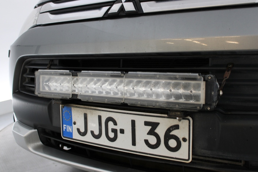 Mitsubishi Outlander vaihtoauto