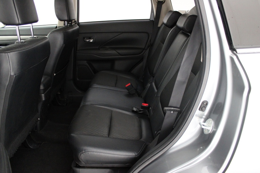 Mitsubishi Outlander vaihtoauto