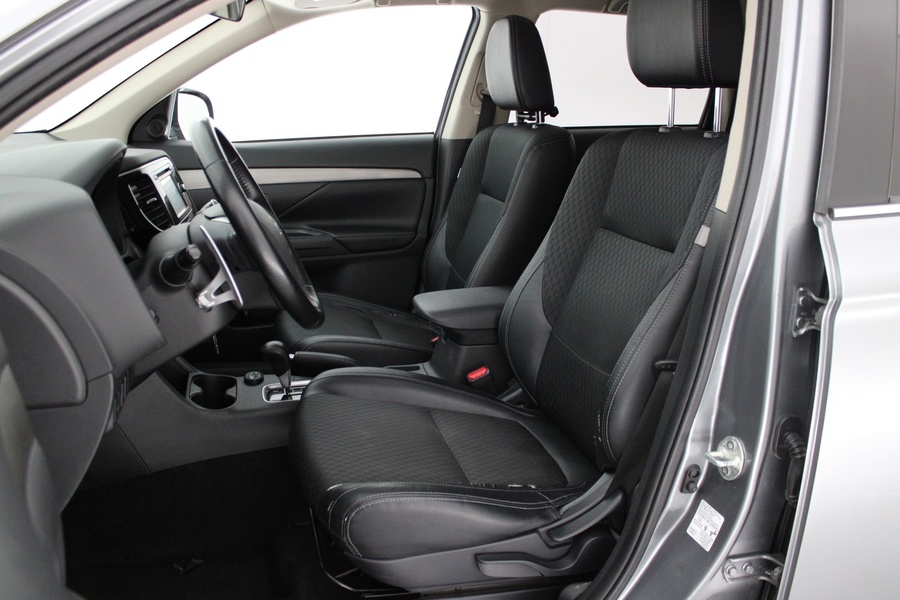 Mitsubishi Outlander vaihtoauto