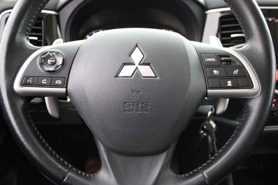 Mitsubishi Outlander vaihtoauto