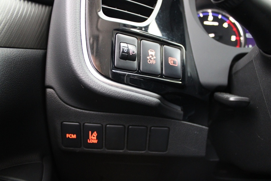 Mitsubishi Outlander vaihtoauto