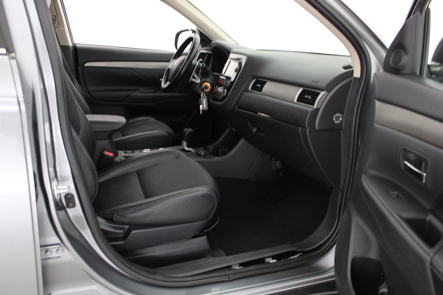 Mitsubishi Outlander vaihtoauto