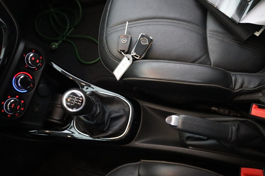 Opel Adam vaihtoauto