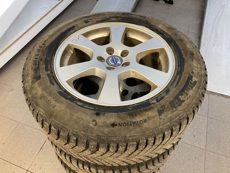 Volvo XC60 vaihtoauto