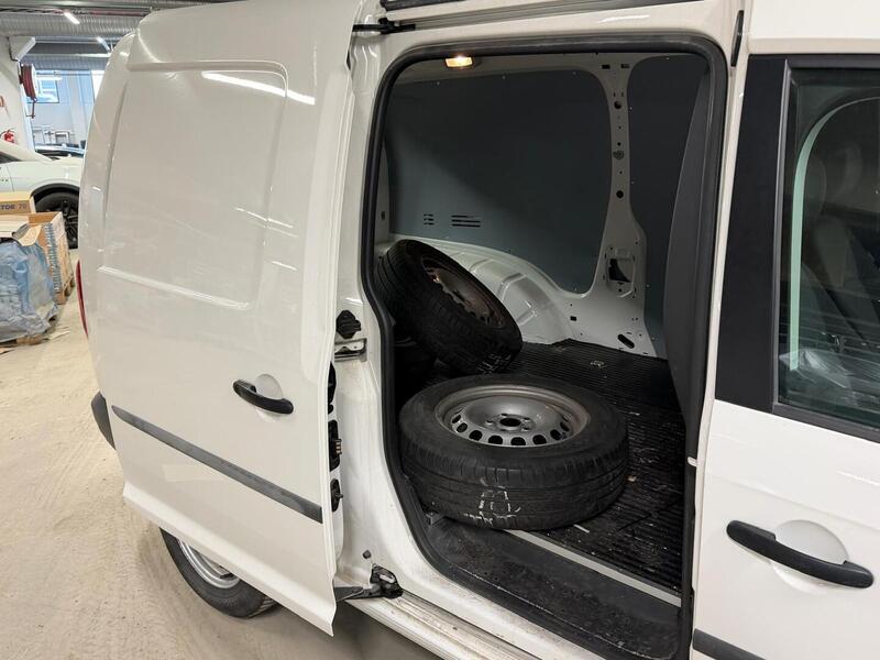 Volkswagen Caddy Maxi vaihtoauto