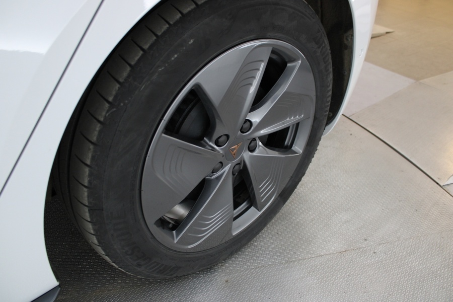 Cupra Born vaihtoauto