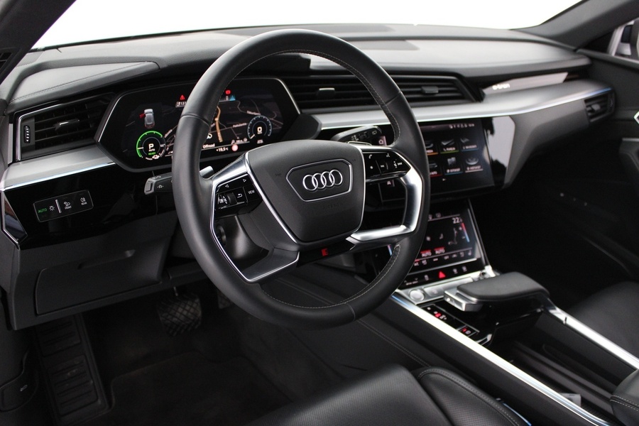 Audi e-tron vaihtoauto