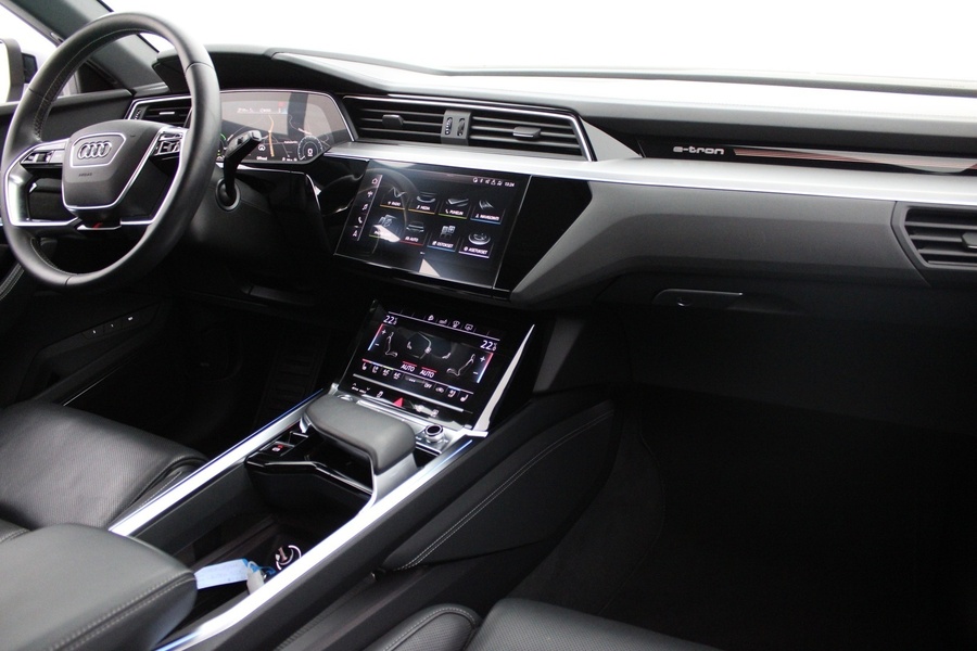 Audi e-tron vaihtoauto