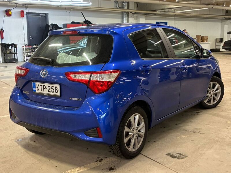 Toyota Yaris vaihtoauto