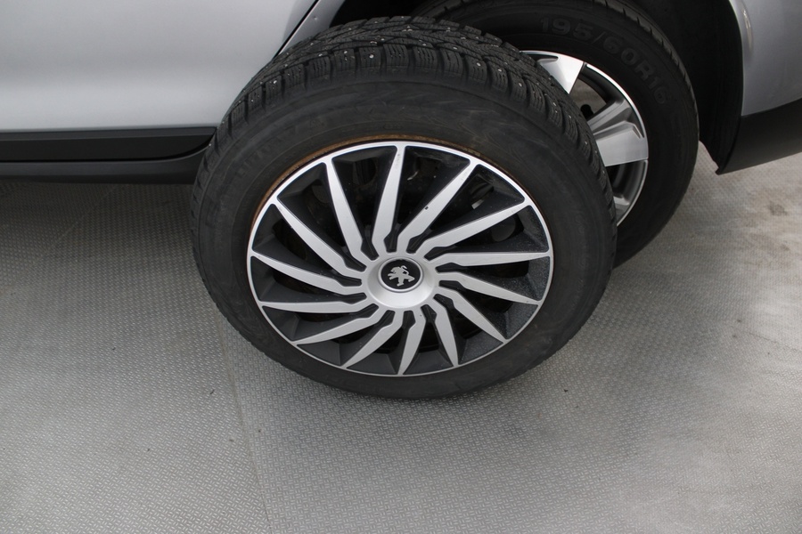 Peugeot 2008 vaihtoauto