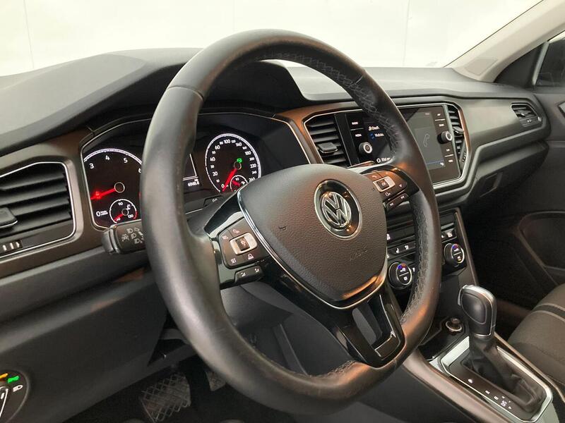 Volkswagen T-Roc vaihtoauto