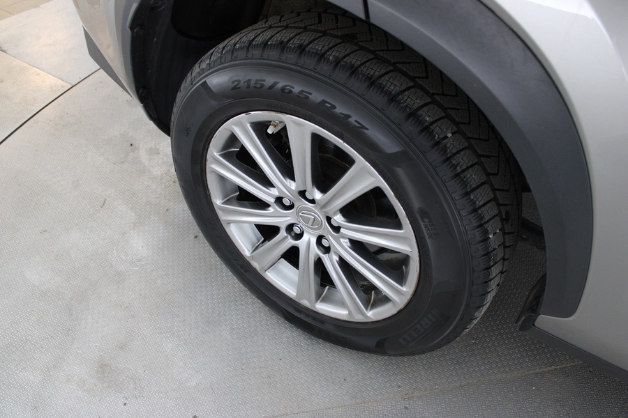 Lexus NX vaihtoauto