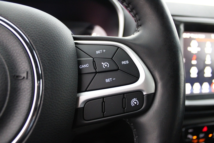 Jeep Compass vaihtoauto