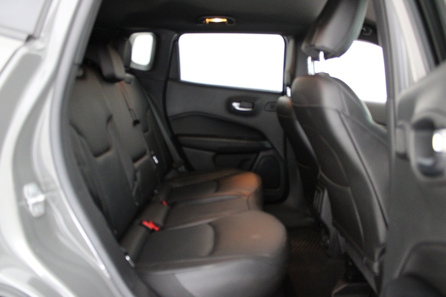 Jeep Compass vaihtoauto