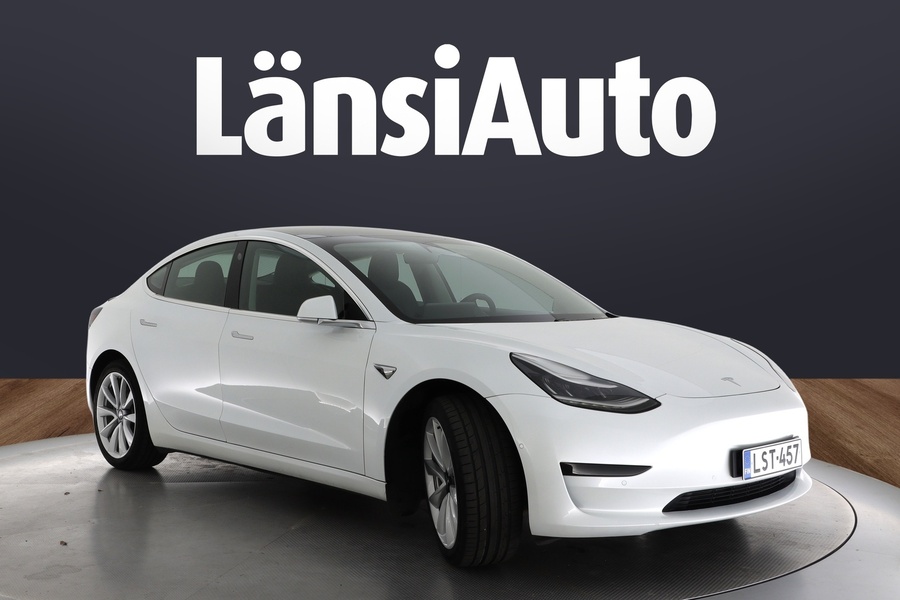 Tesla Model 3 vaihtoauto