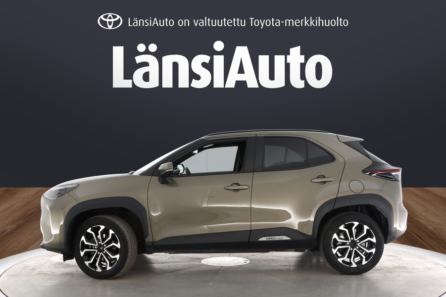 Toyota Yaris Cross vaihtoauto