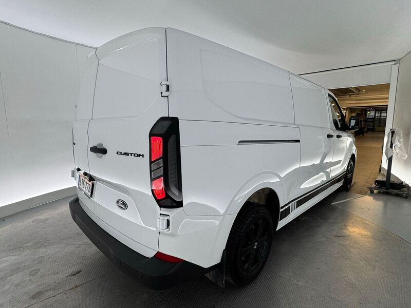 Ford Transit Custom vaihtoauto