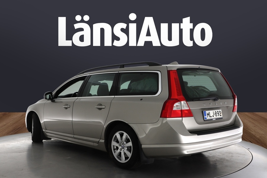 Volvo V70 vaihtoauto