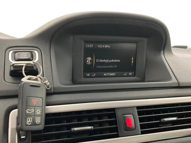 Volvo V70 vaihtoauto