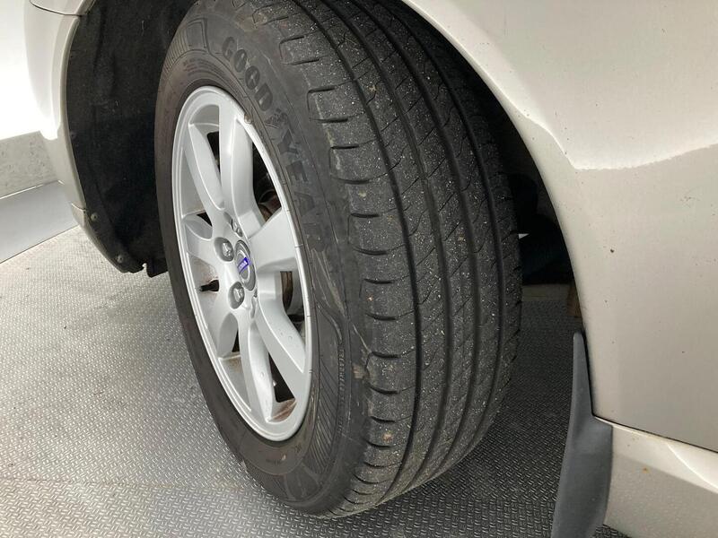 Volvo V70 vaihtoauto