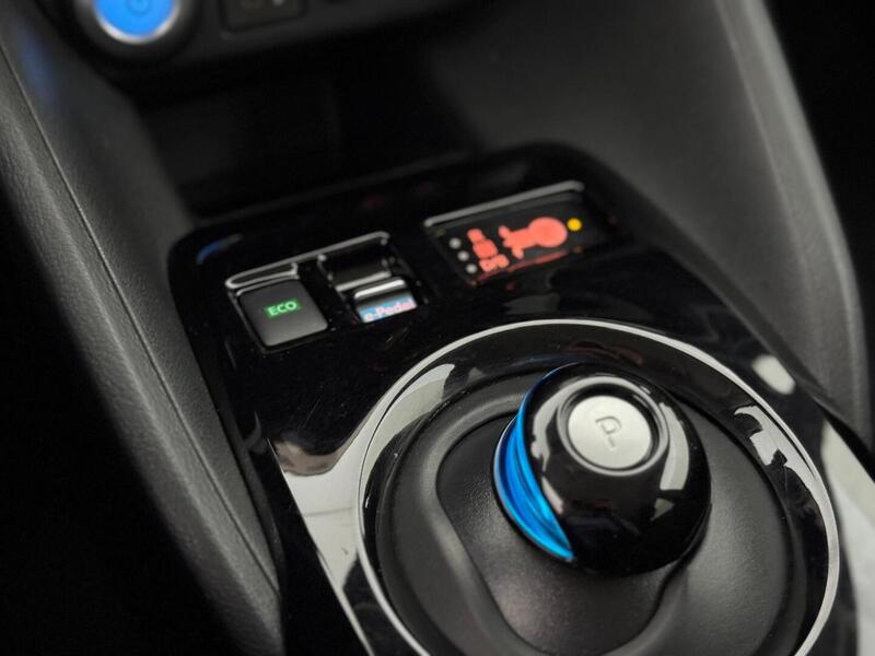 Nissan Leaf vaihtoauto