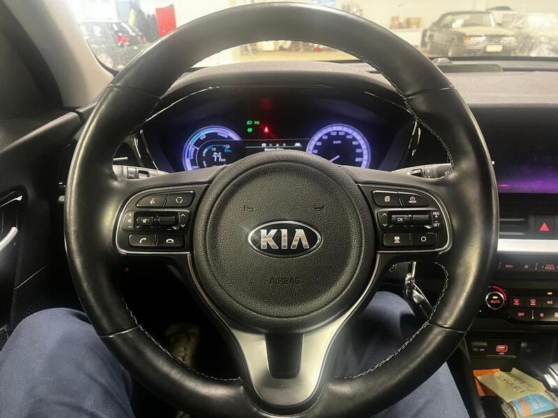Kia Niro plug-in vaihtoauto
