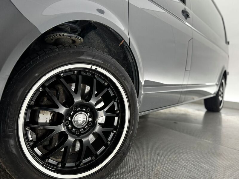 Volkswagen Transporter vaihtoauto