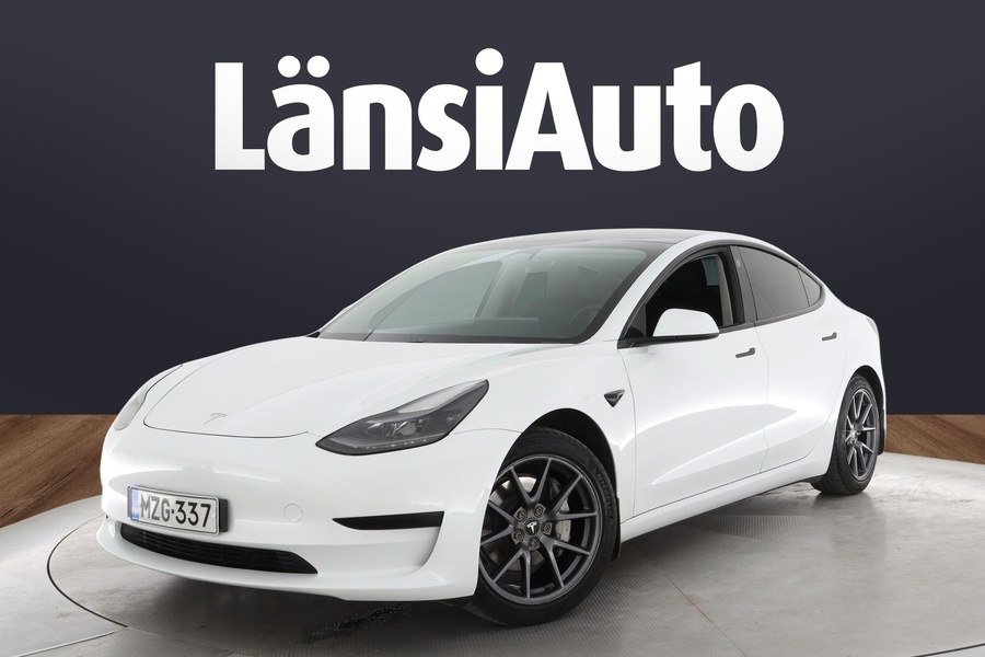 Tesla Model 3 vaihtoauto