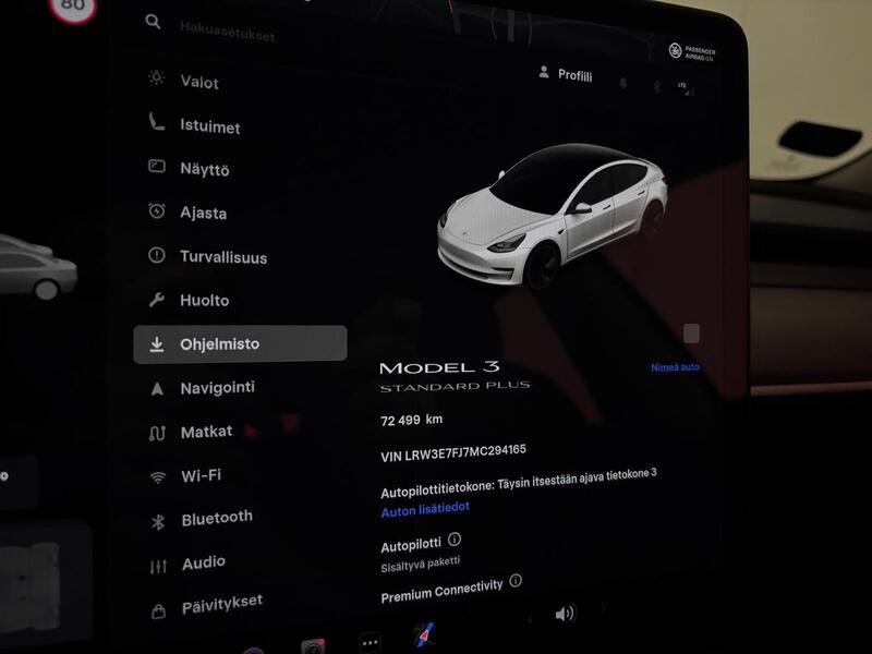 Tesla Model 3 vaihtoauto