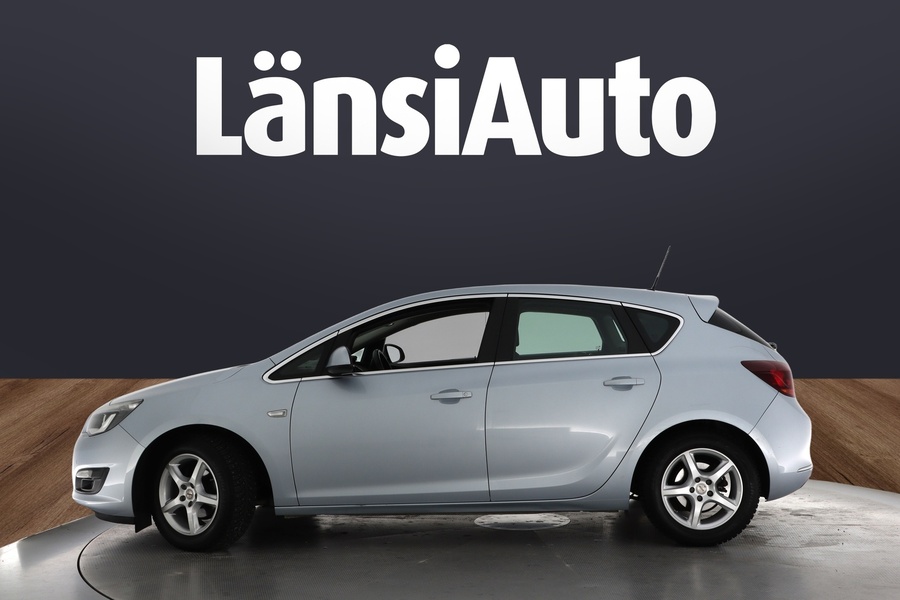 Opel Astra vaihtoauto