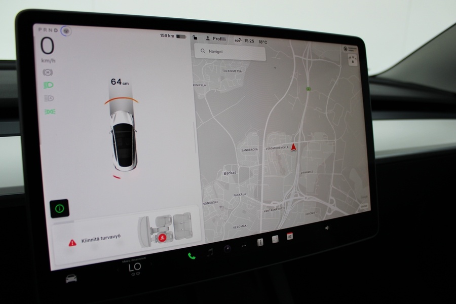 Tesla Model 3 vaihtoauto