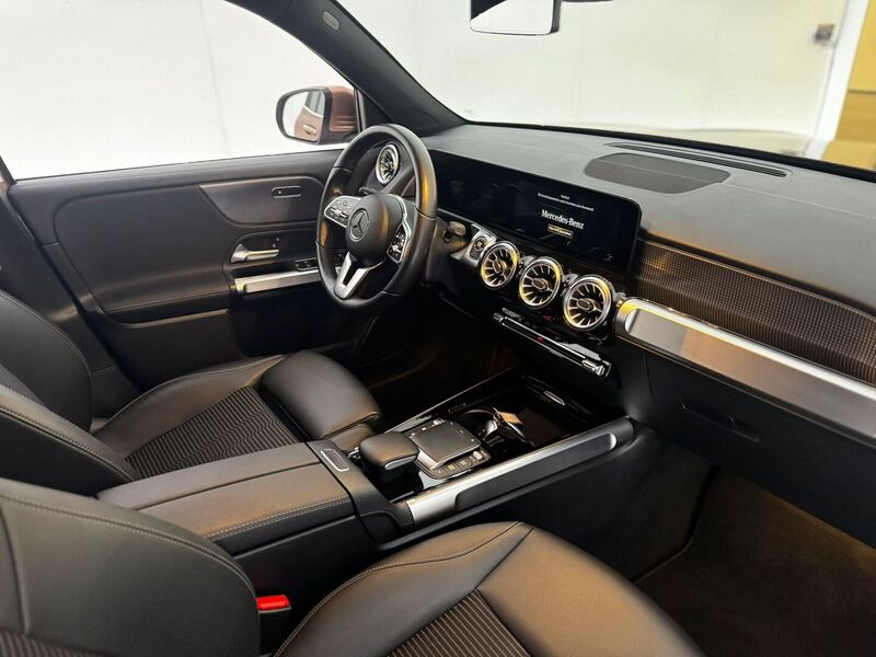 Mercedes-Benz EQB vaihtoauto