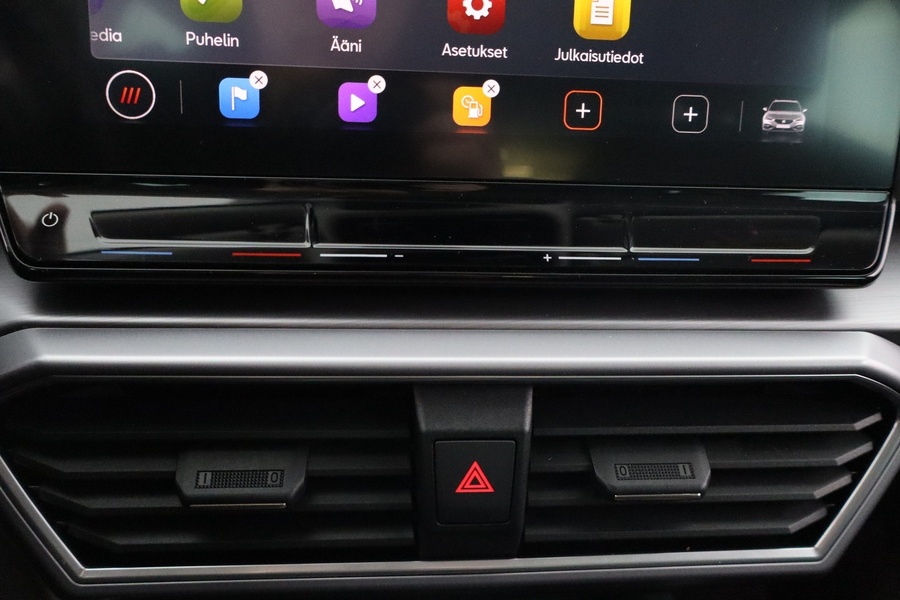 SEAT Leon Sportstourer vaihtoauto