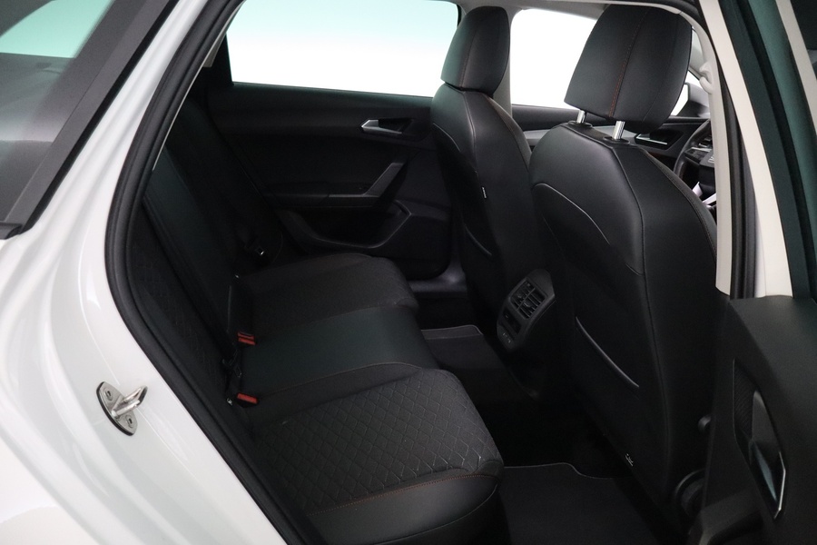 SEAT Leon Sportstourer vaihtoauto