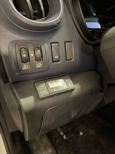 Opel Vivaro vaihtoauto