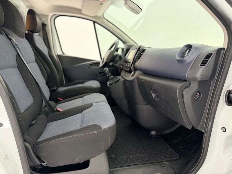 Opel Vivaro vaihtoauto